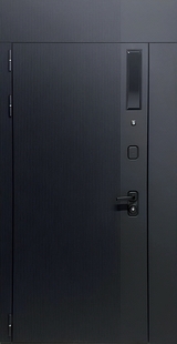 Входная дверь с неподвижными расширениями и панелями МДФ черного цвета